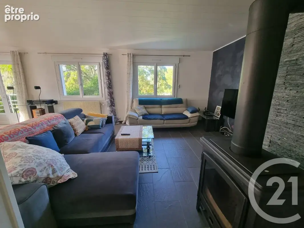 Maison 4 pièces 85 m² à vendre à La Chapelle-Naude (71500) - photo 8