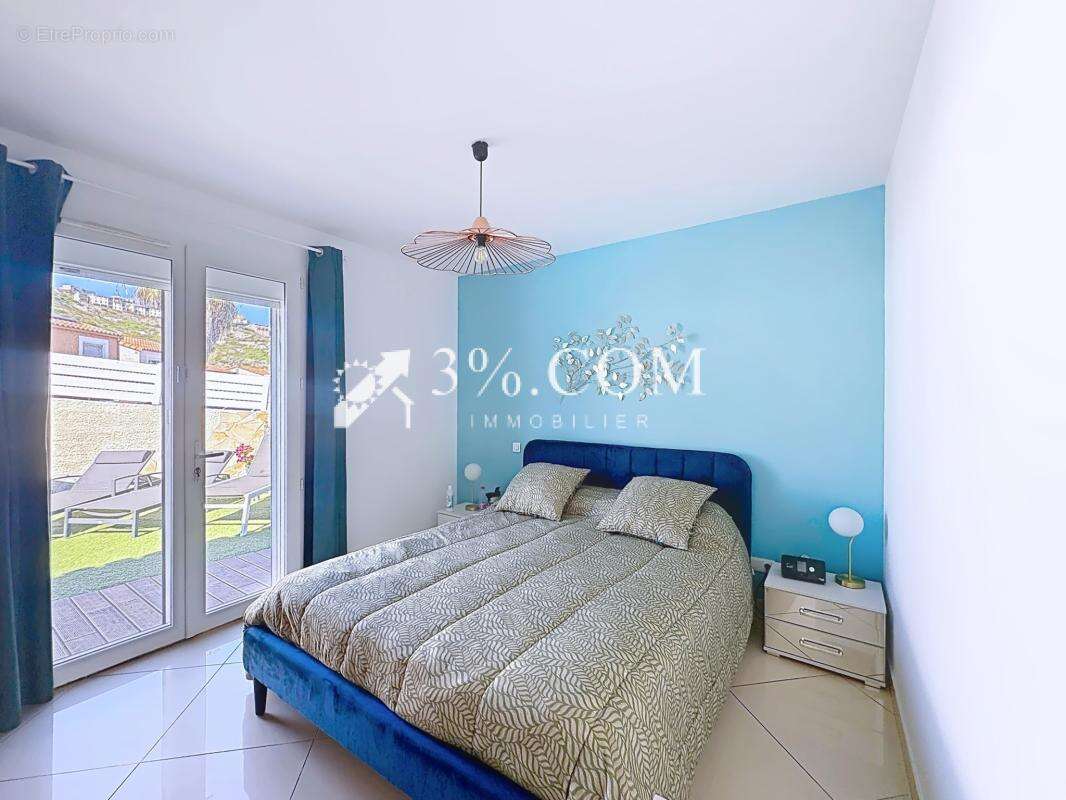 Maison de plain-pied avec piscine, jardin et vue dégagée sur - photo 26