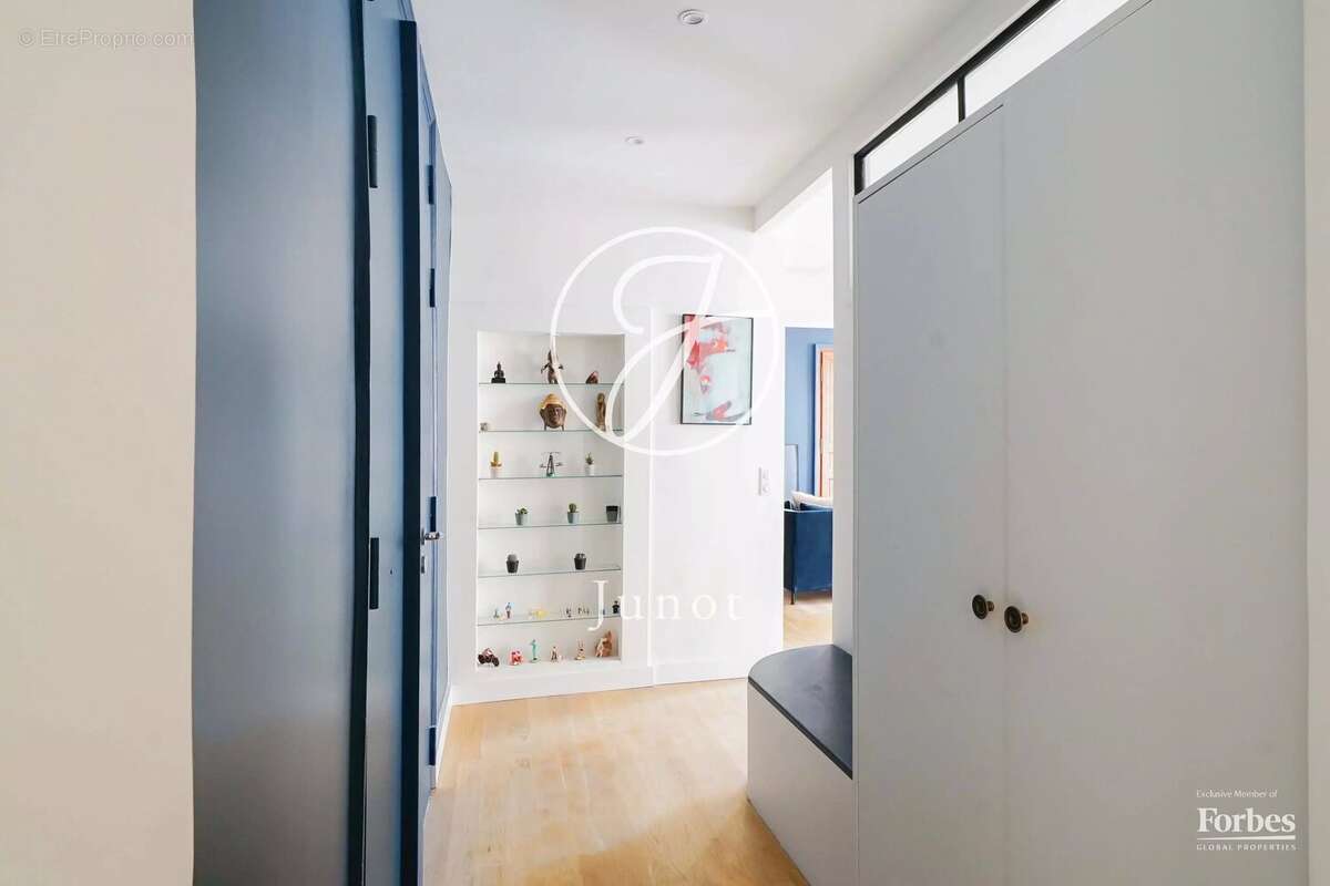 Appartement à PARIS-6E