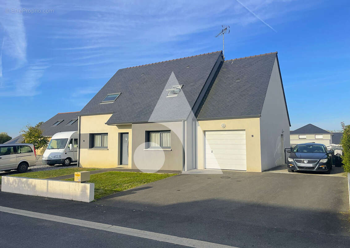 Maison à SAINT-FLORENT-LE-VIEIL