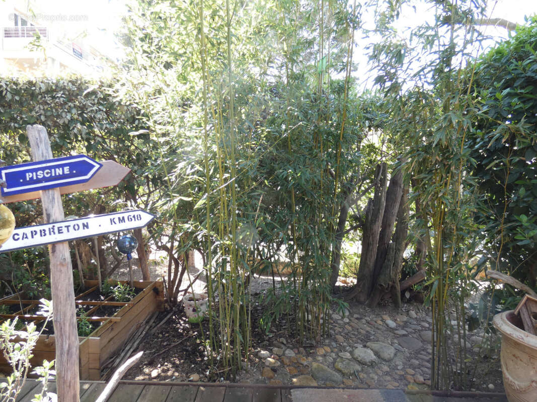 Appartement à VILLENEUVE-LES-AVIGNON