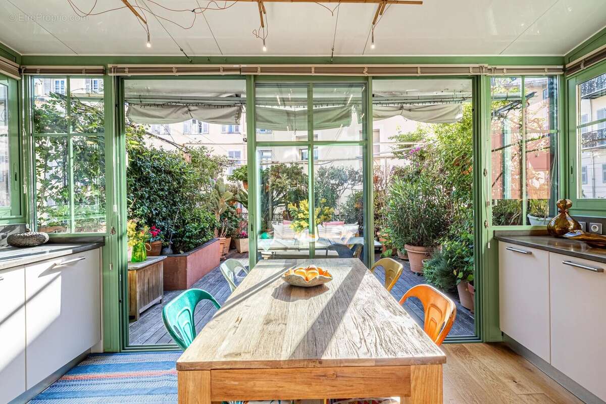 Appartement à NICE