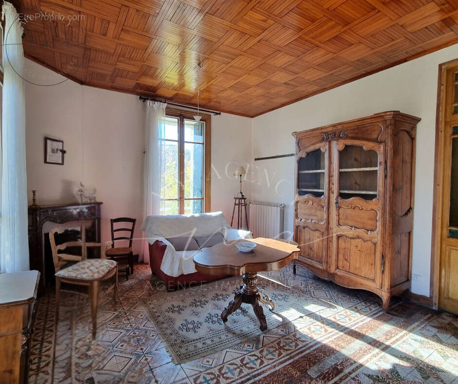 Maison à CAUX
