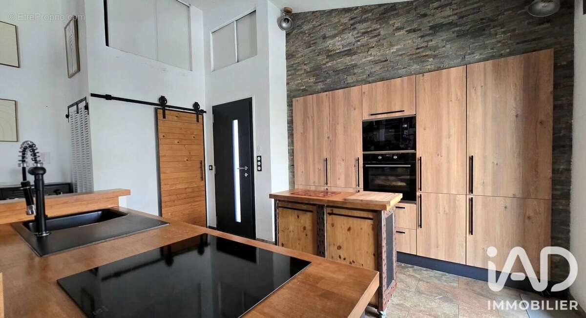 Maison 160 m² à Draguignan  - photo 4