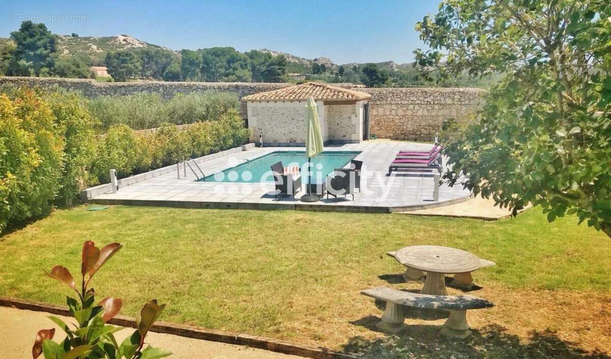 Maison à MAUSSANE-LES-ALPILLES