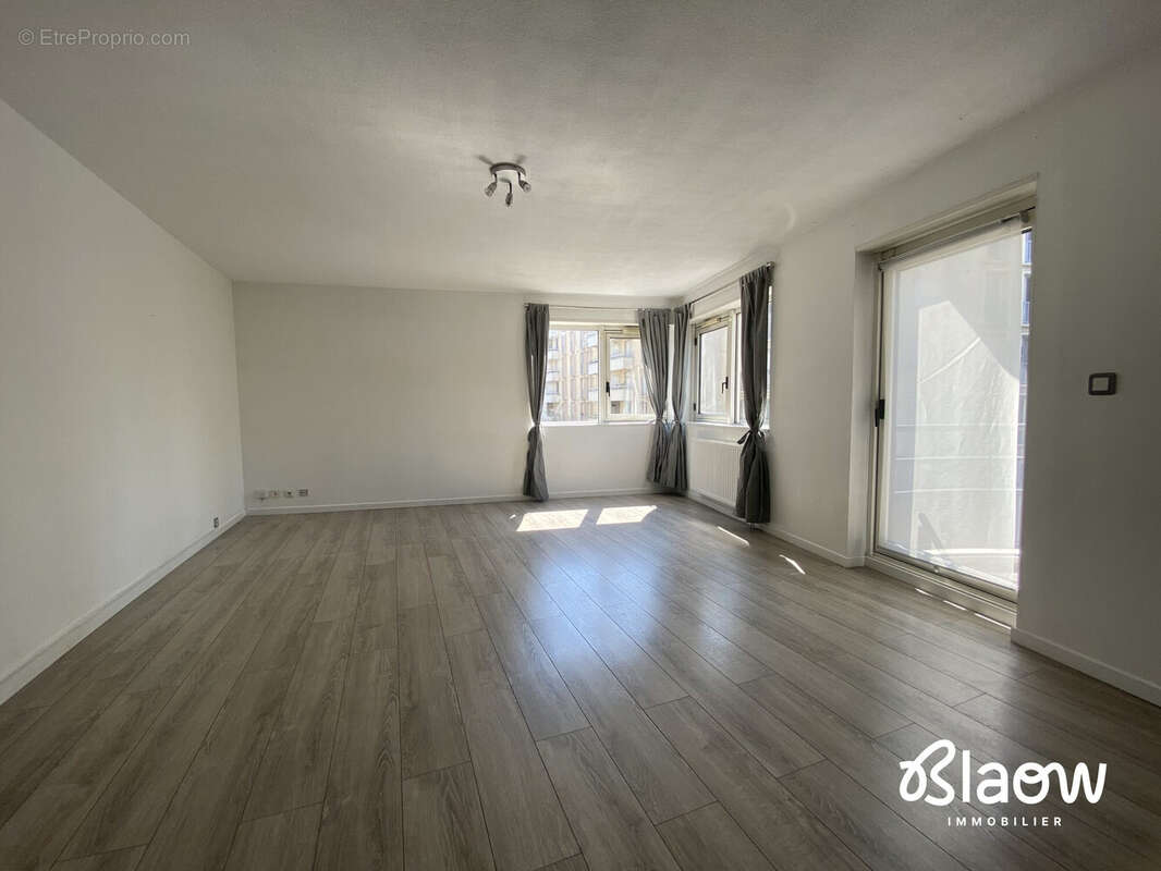 Appartement à LYON-8E
