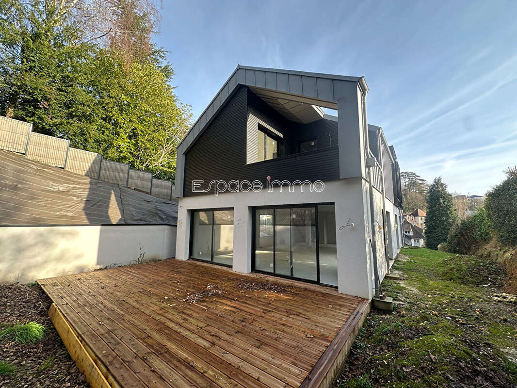 Maison à BOIS-GUILLAUME