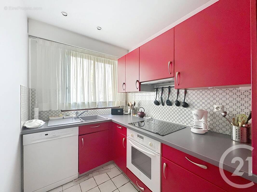 Appartement à PARIS-12E