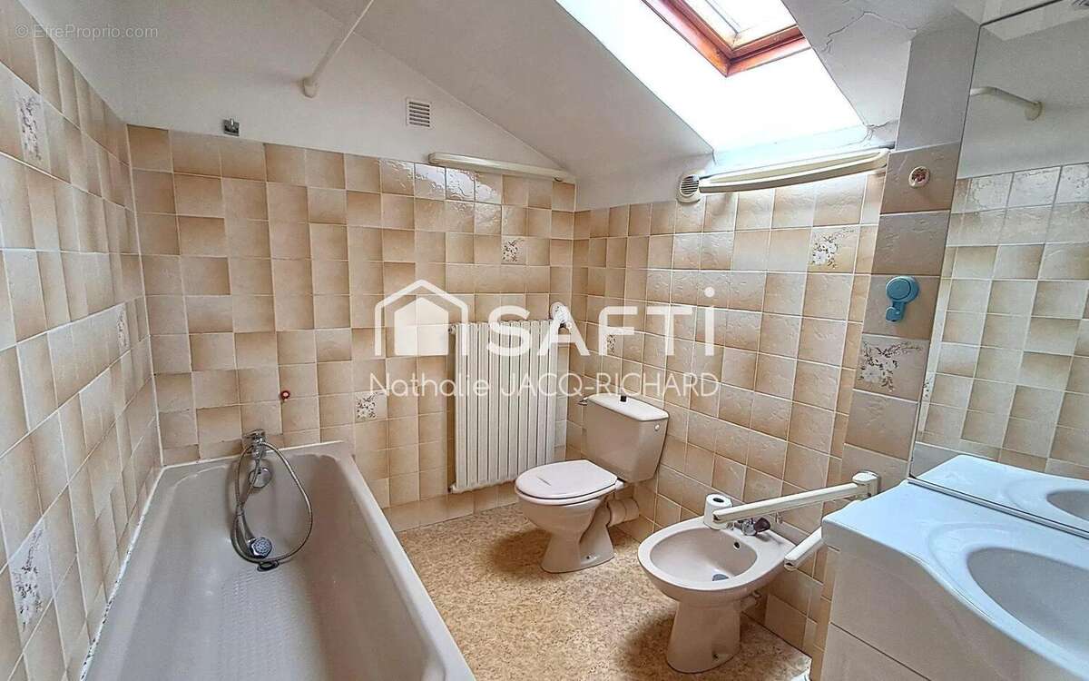Maison 116 m² à Ribagnac  - photo 7