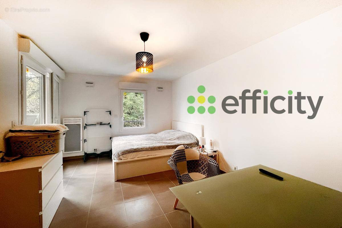 Appartement à CASTELNAU-LE-LEZ