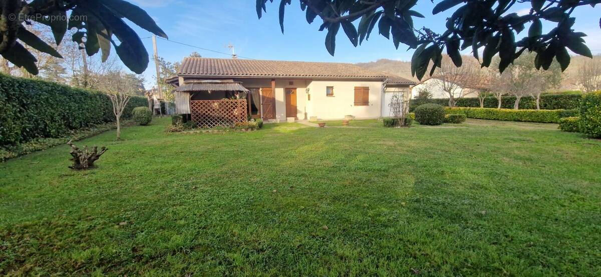 20251215154855 - Maison à BOUSSENS