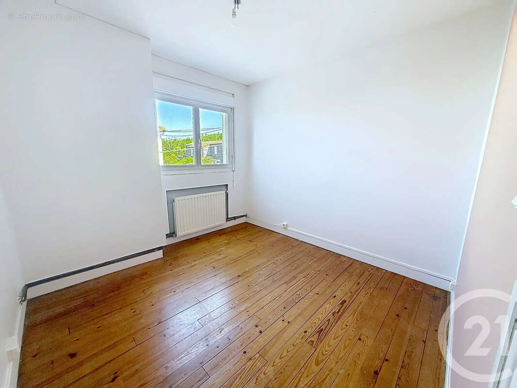 Maison 88 m² à L'isle-D'espagnac  - photo 5