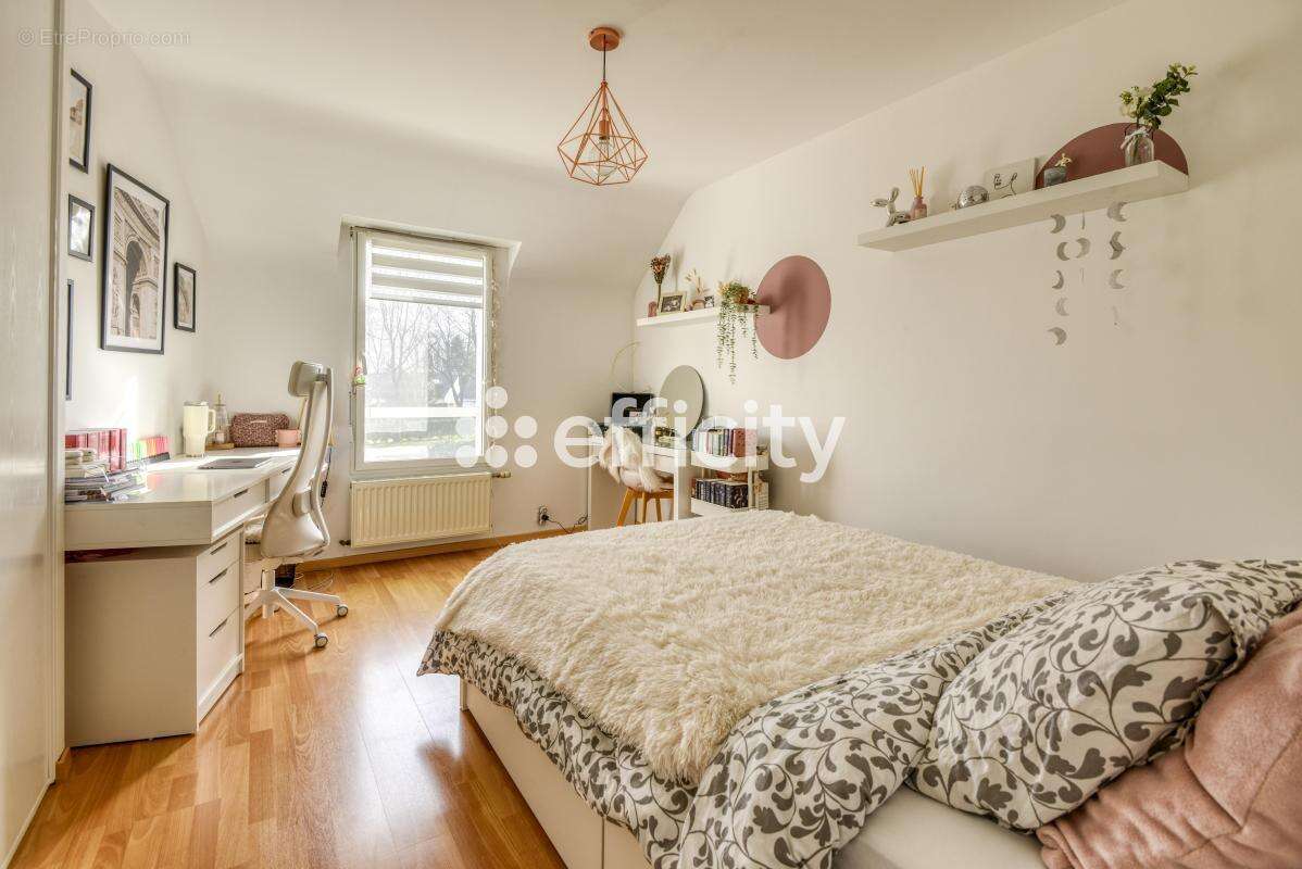 Maison 255 m² à Carquefou  - photo 15