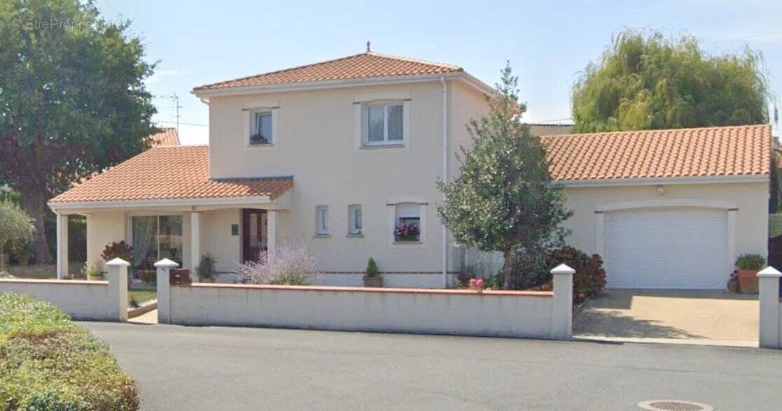 Maison à SOMLOIRE