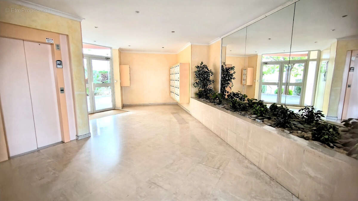 Appartement à FREJUS