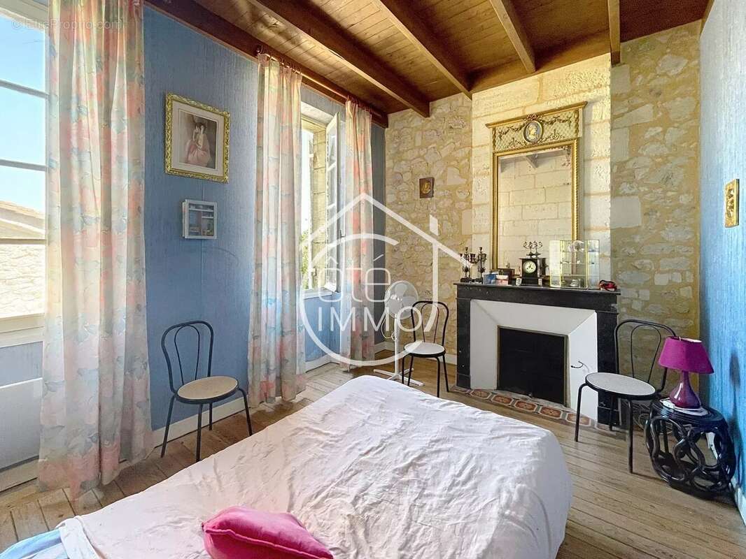 Francs : Propriété de charme en pierre - photo 5