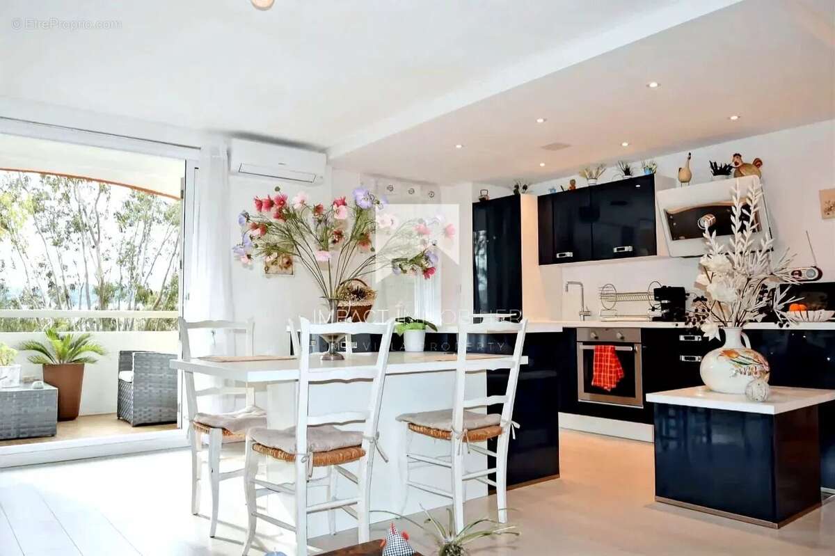 Appartement à HYERES