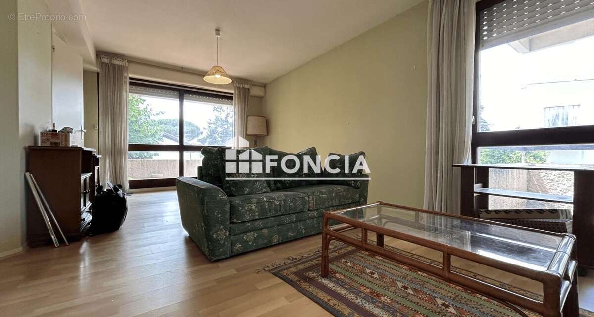 Charmant appartement de 64 m² avec deux terrasses et garage à Villeneuve-sur-Lot - photo 2
