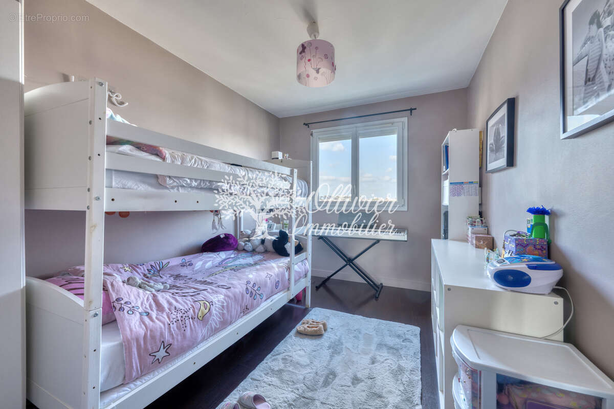 Appartement à LE PERREUX-SUR-MARNE