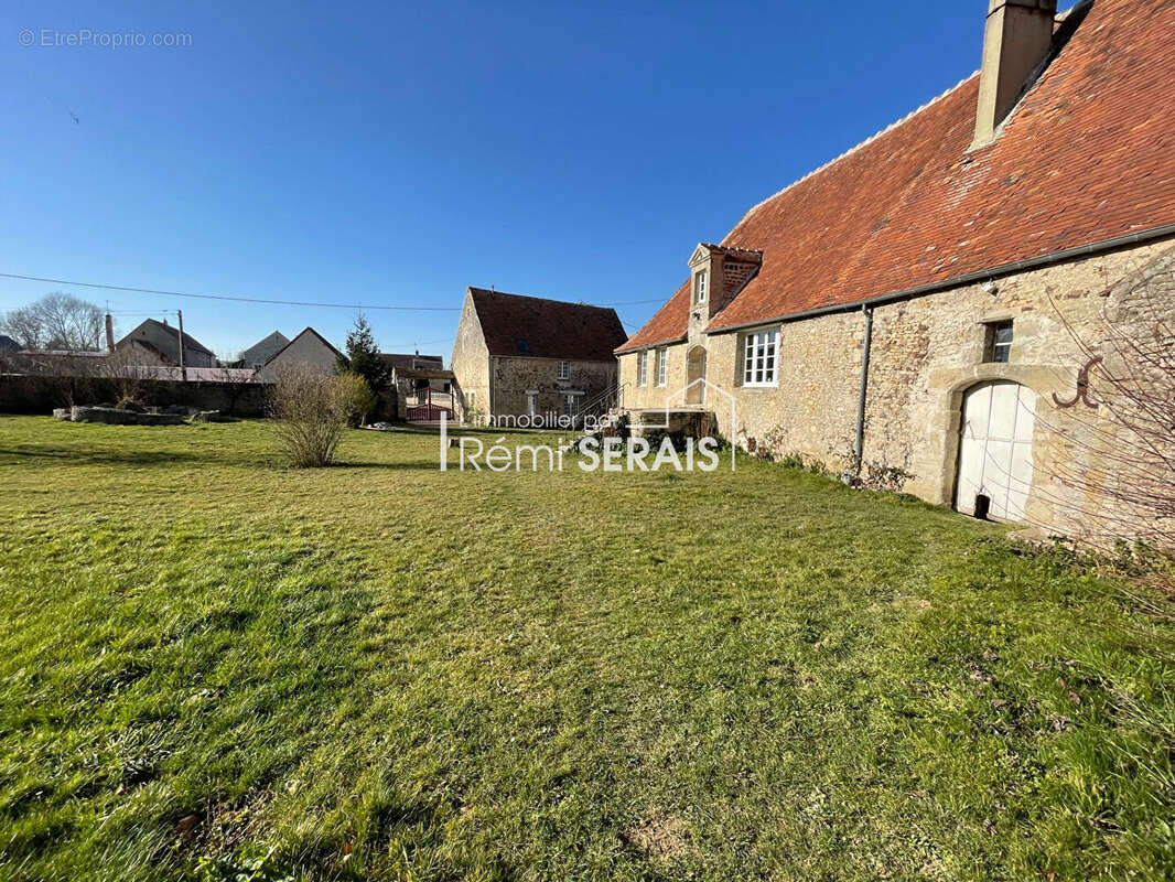 Maison à TOURNAI-SUR-DIVE