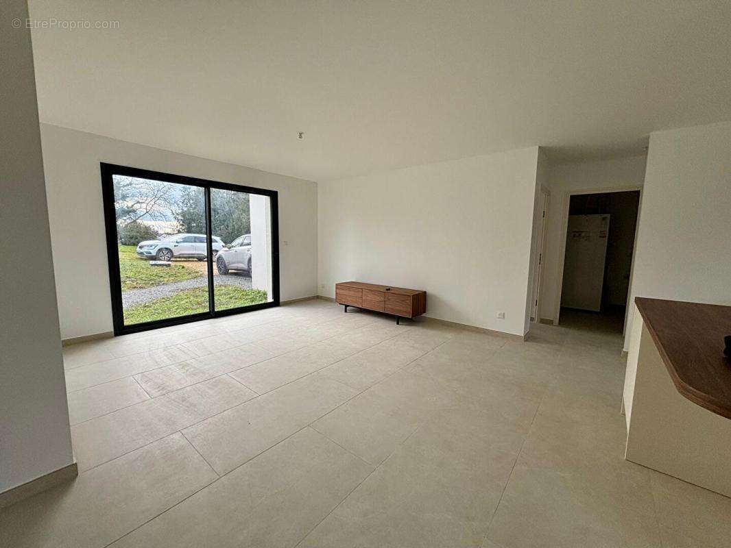 Maison à COULANGES-LES-NEVERS