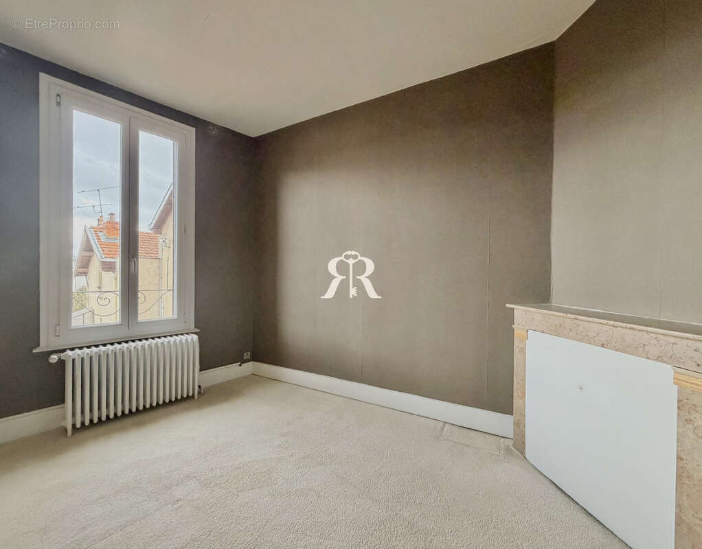 Maison à CLERMONT-FERRAND