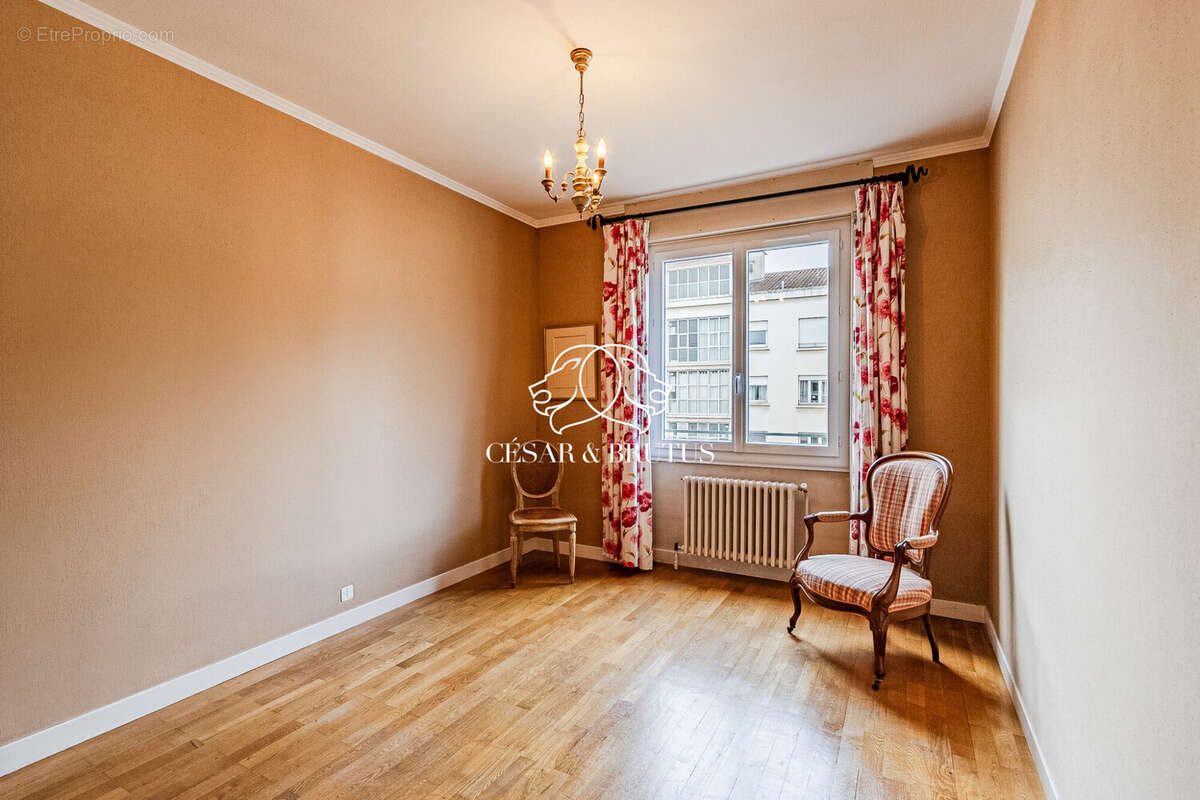 Appartement à LYON-6E