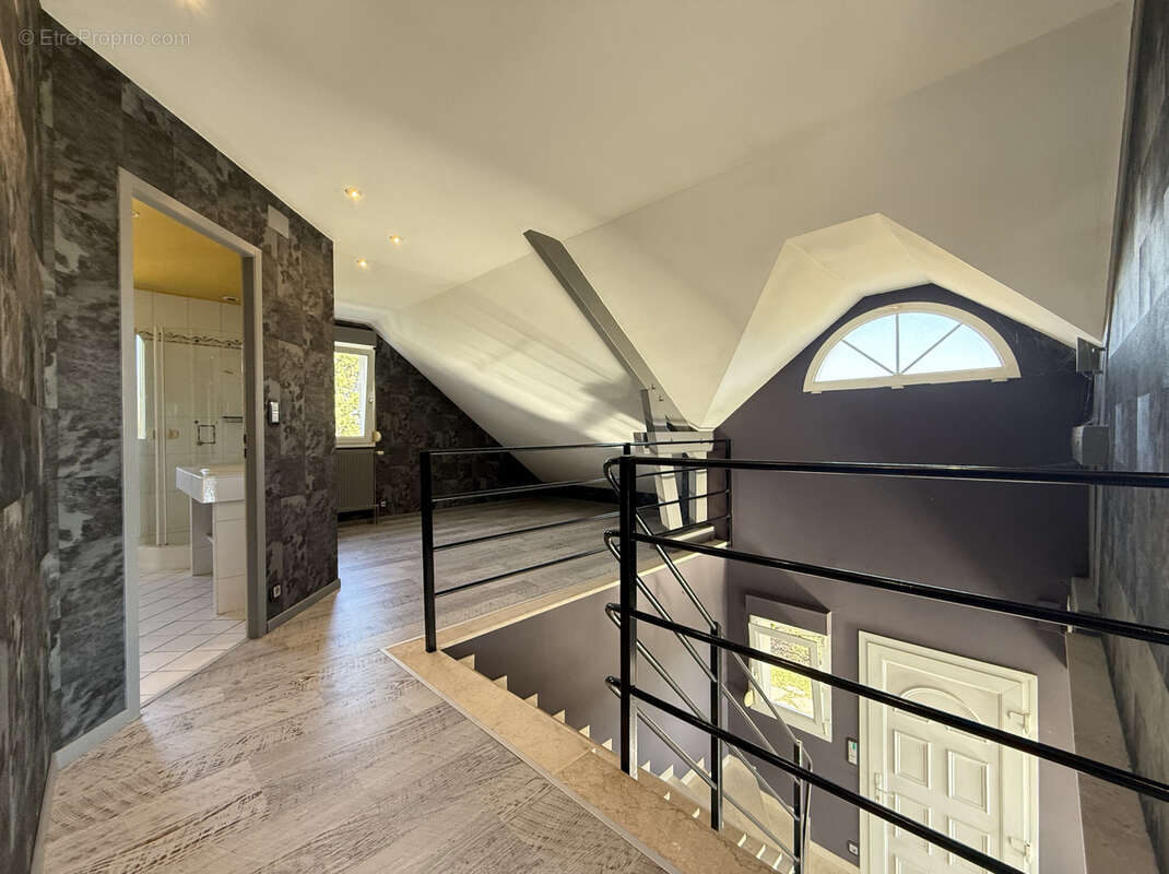 Maison à CONTREXEVILLE