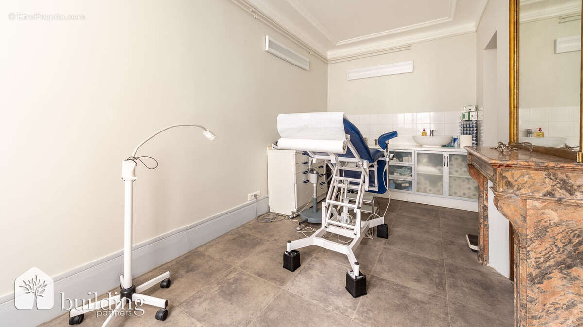 Appartement à PARIS-8E