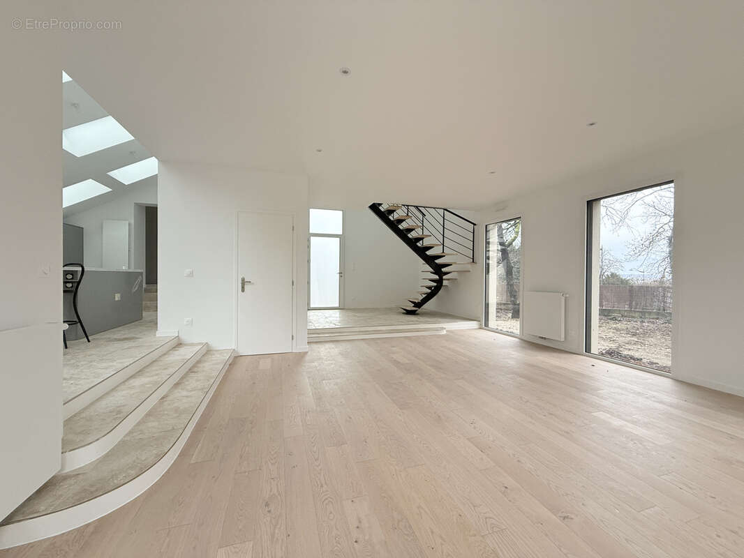 Maison à RUEIL-MALMAISON