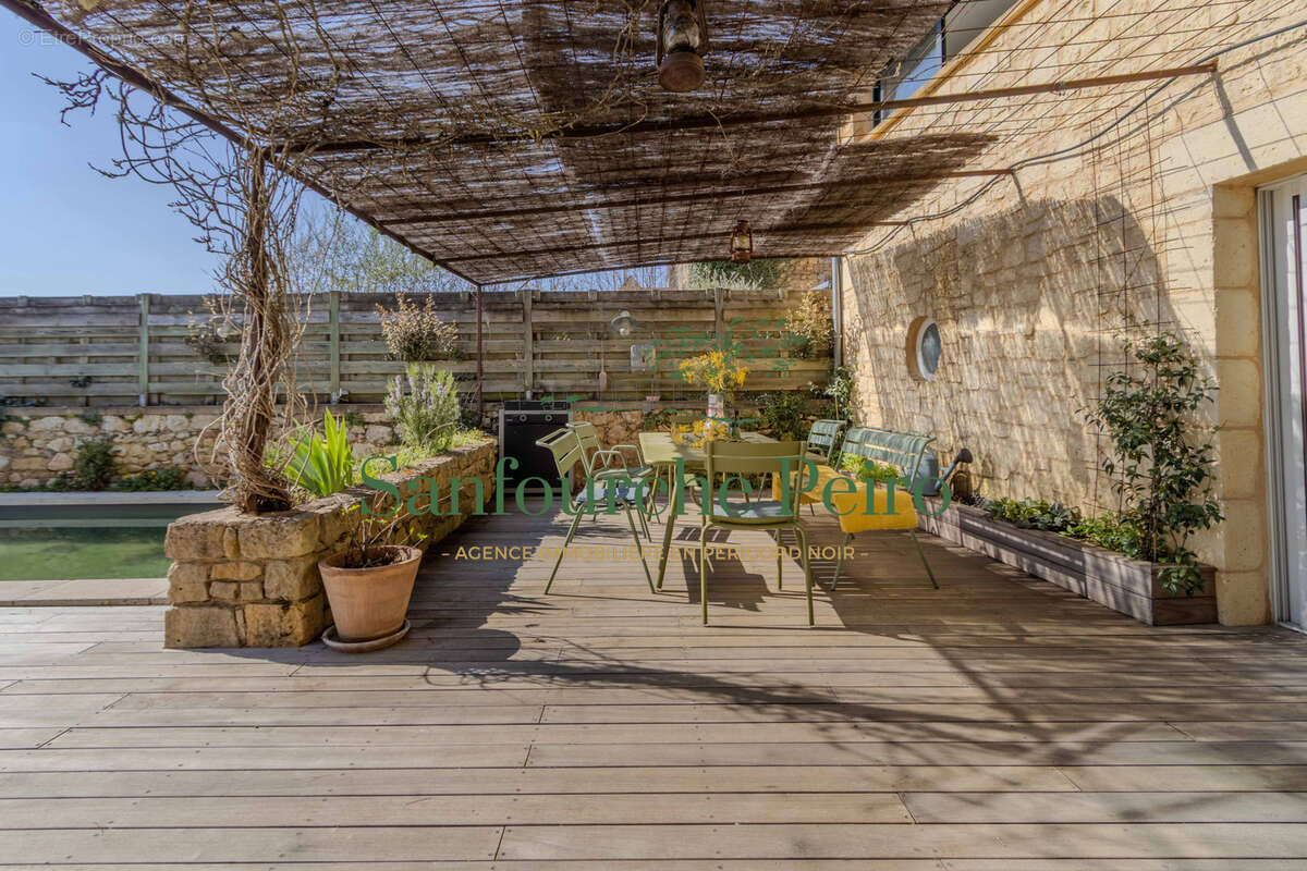 Au cœur de la Bastide de Domme - Vallée de la Dordogne - photo 28