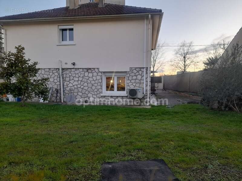 Maison à CHALETTE-SUR-LOING