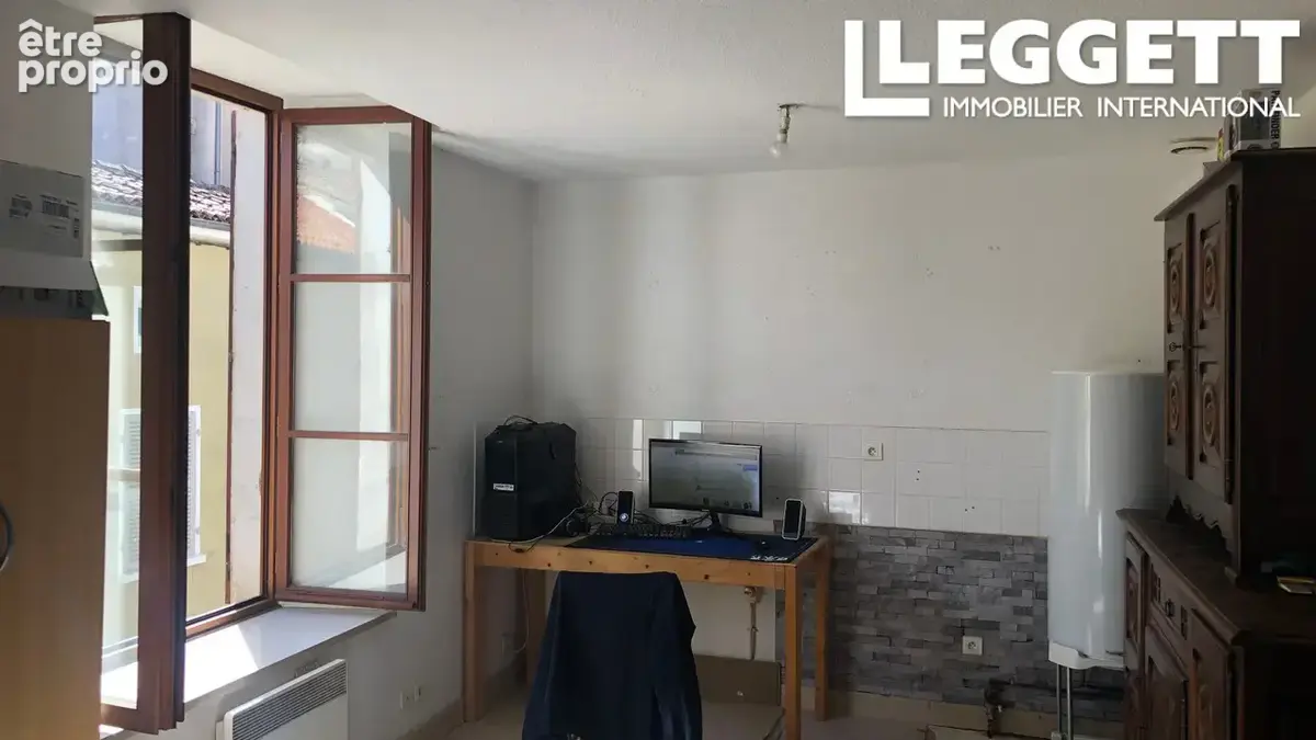 Ensemble immobilier à fort potentiel — Idéal investisseur ou projet mixte au coeur de Nanteuil en Vallée - photo 5