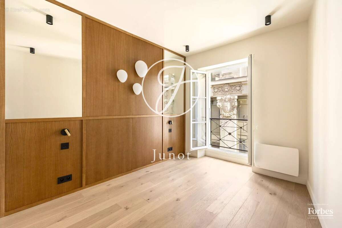 Appartement à PARIS-4E