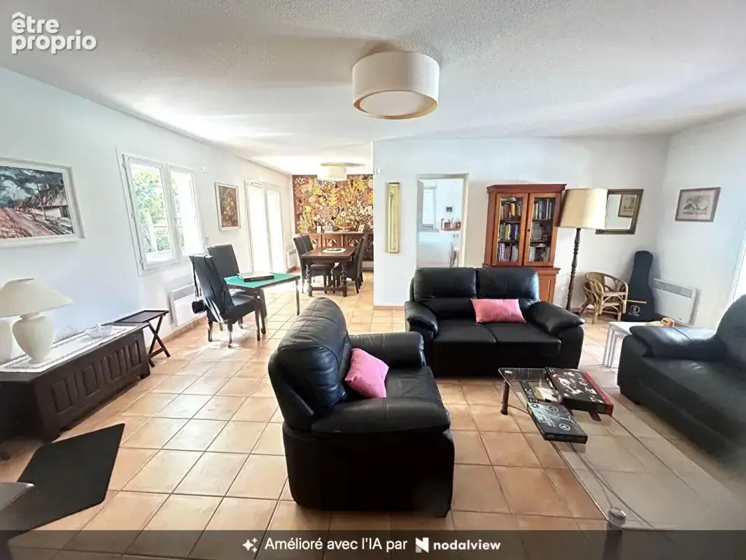Maison familiale 165 m2 sur parc arboré de 1 005 m2 avec piscine - photo 4