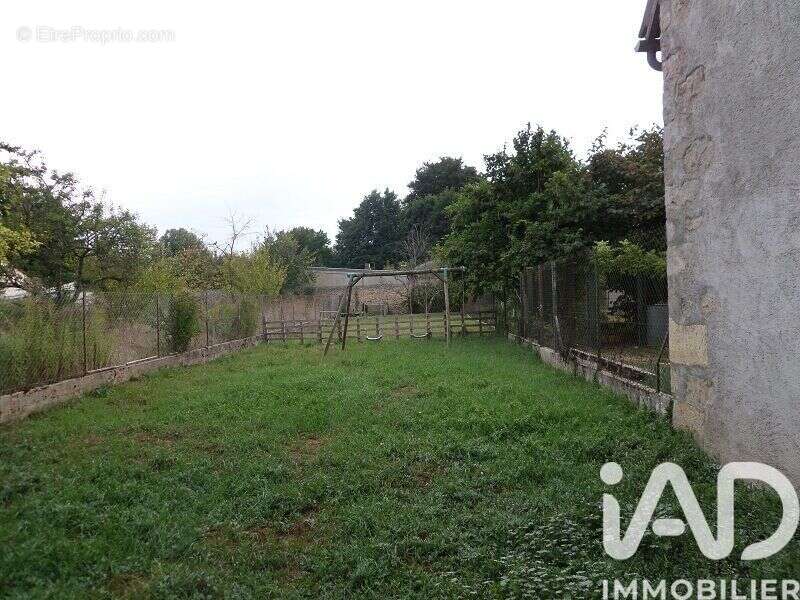 Photo 4 - Maison à VILLENEUVE-SUR-YONNE