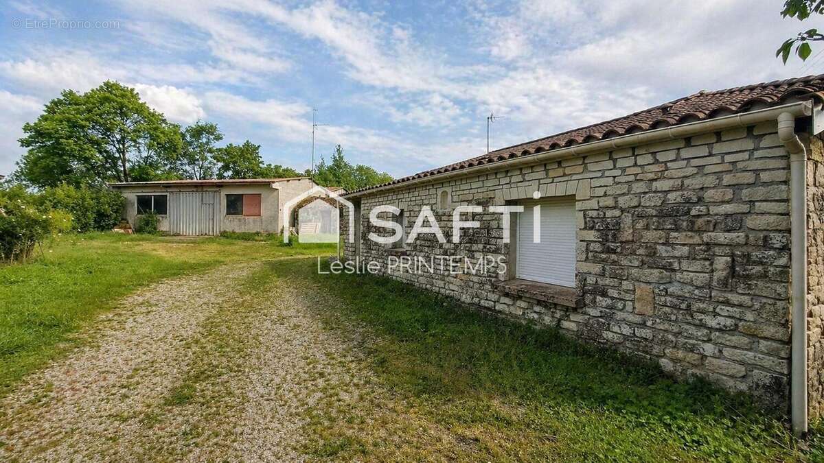 Photo 9 - Maison à MERVENT