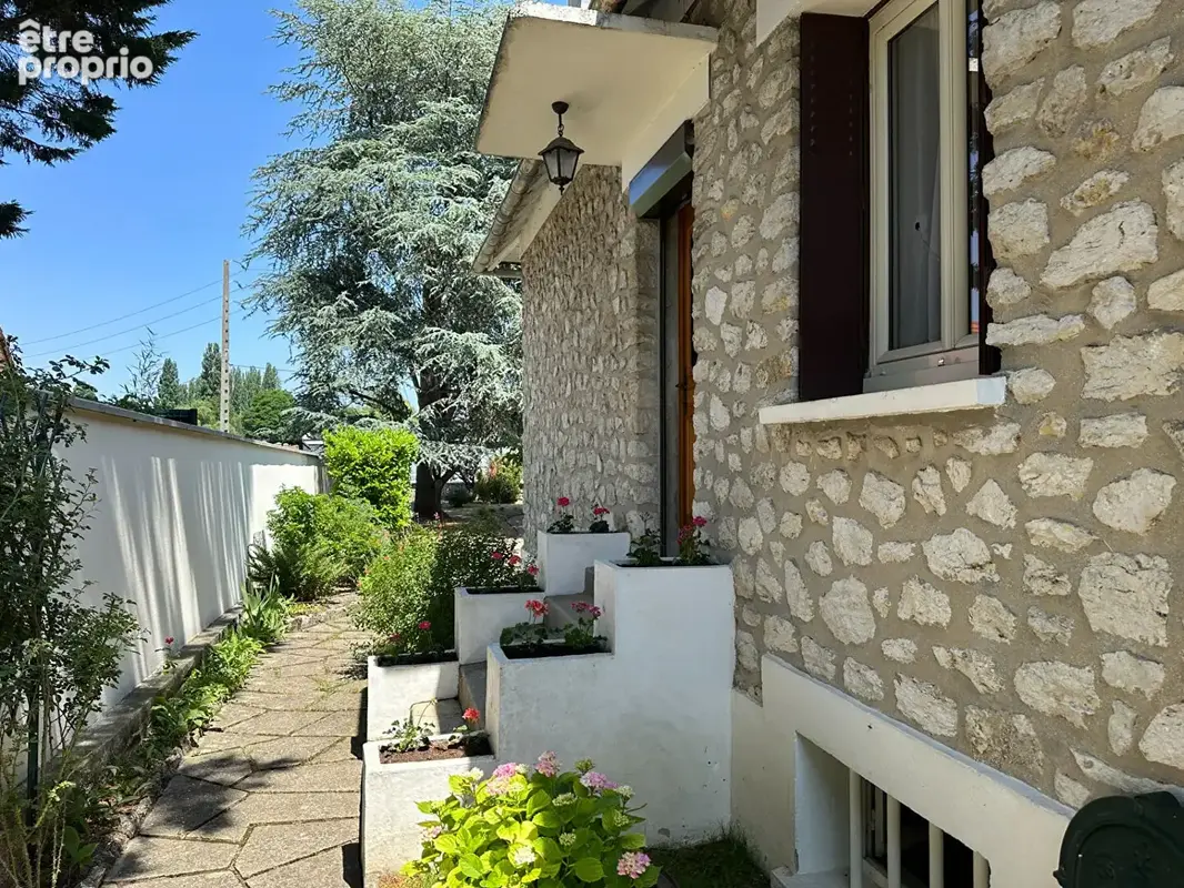 Maison 96m² à oncy-sur-école - photo 2