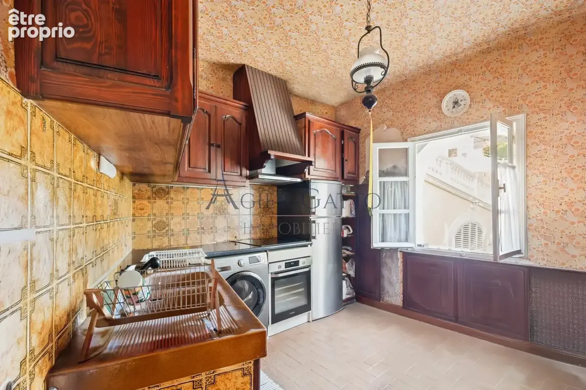 Cannes – Exclusivité-  Beausite  Maison divisée en deux appartements à rénover - photo 5