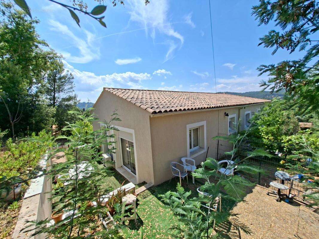 Maison à TARADEAU