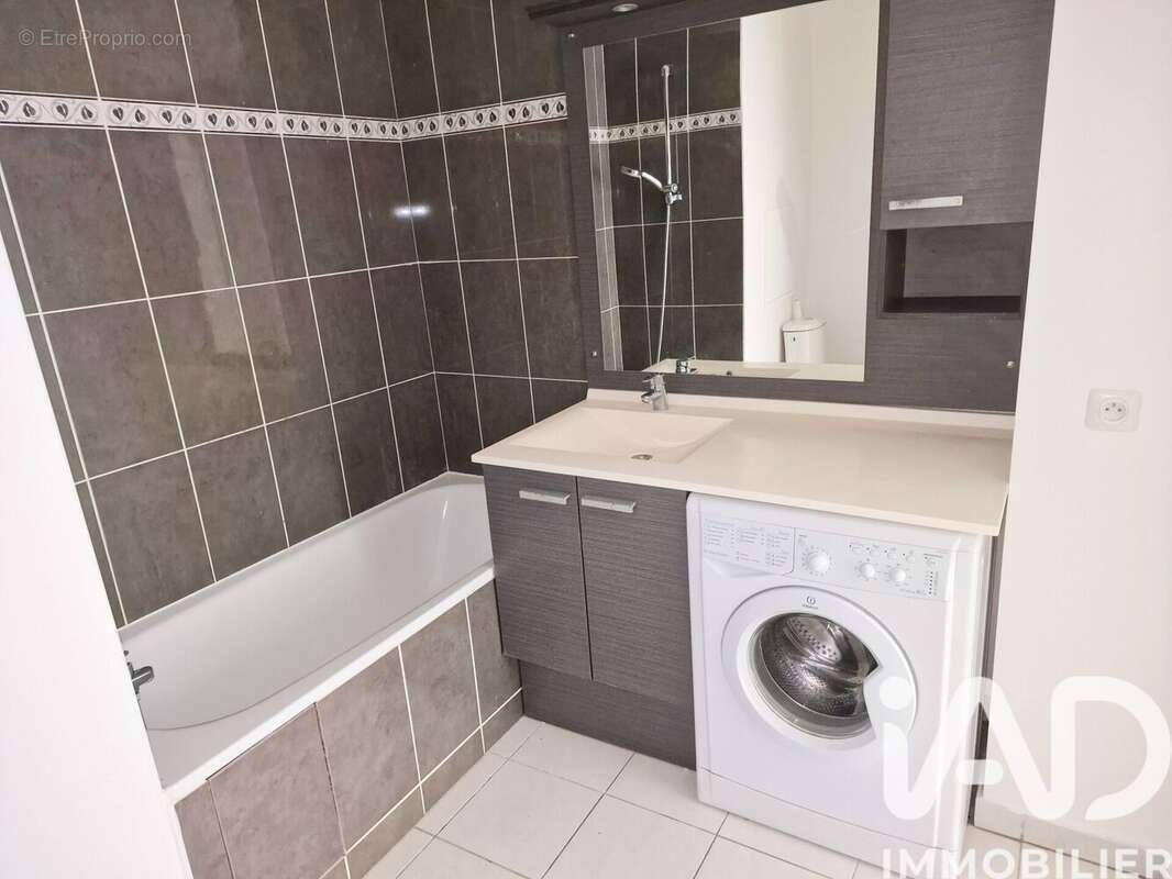 Photo 6 - Appartement à SARTROUVILLE