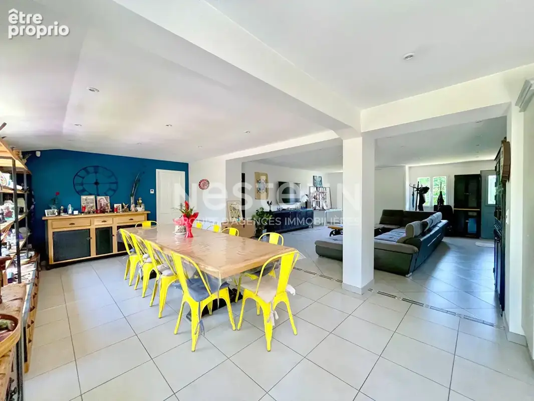 A vendre - Maison Chaumont En Vexin - 5 chambres / 220 m² habitables / 1000 m² terrain - photo 3