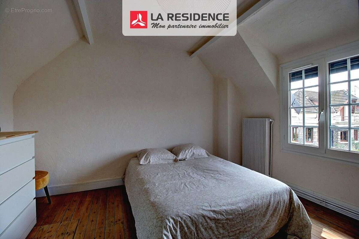 Maison 117 m² à Saint-Etienne-Du-Rouvray  - photo 8