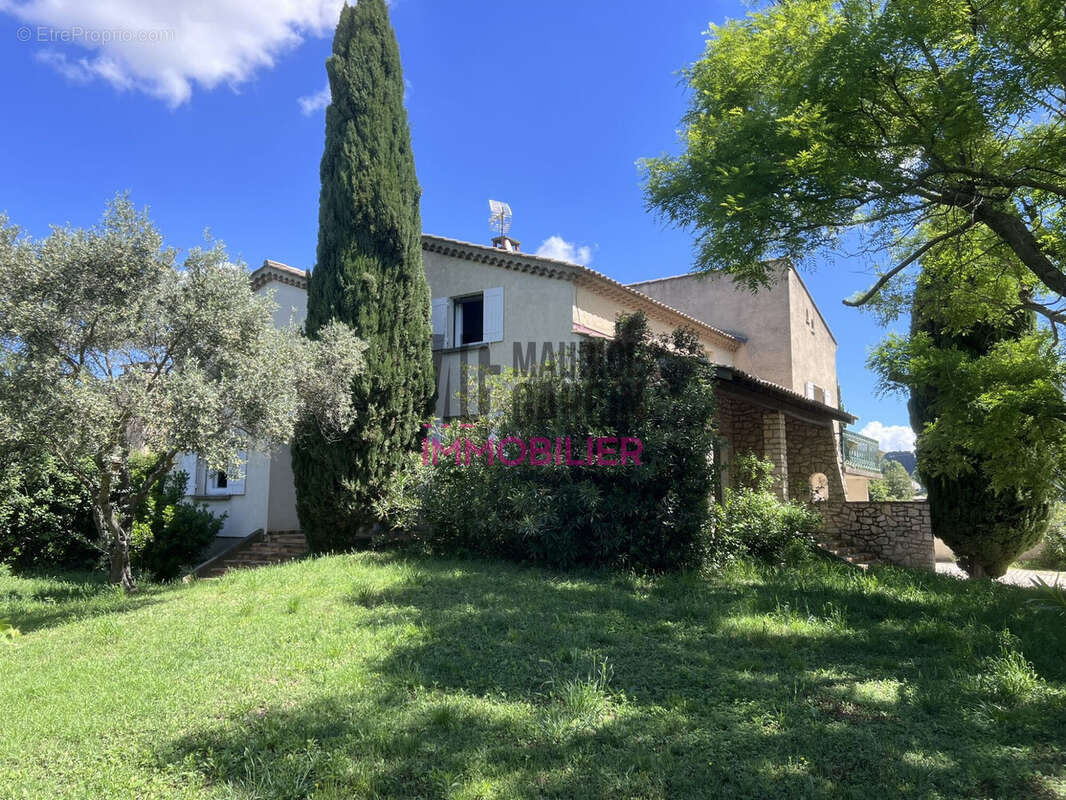 Maison à MORIERES-LES-AVIGNON