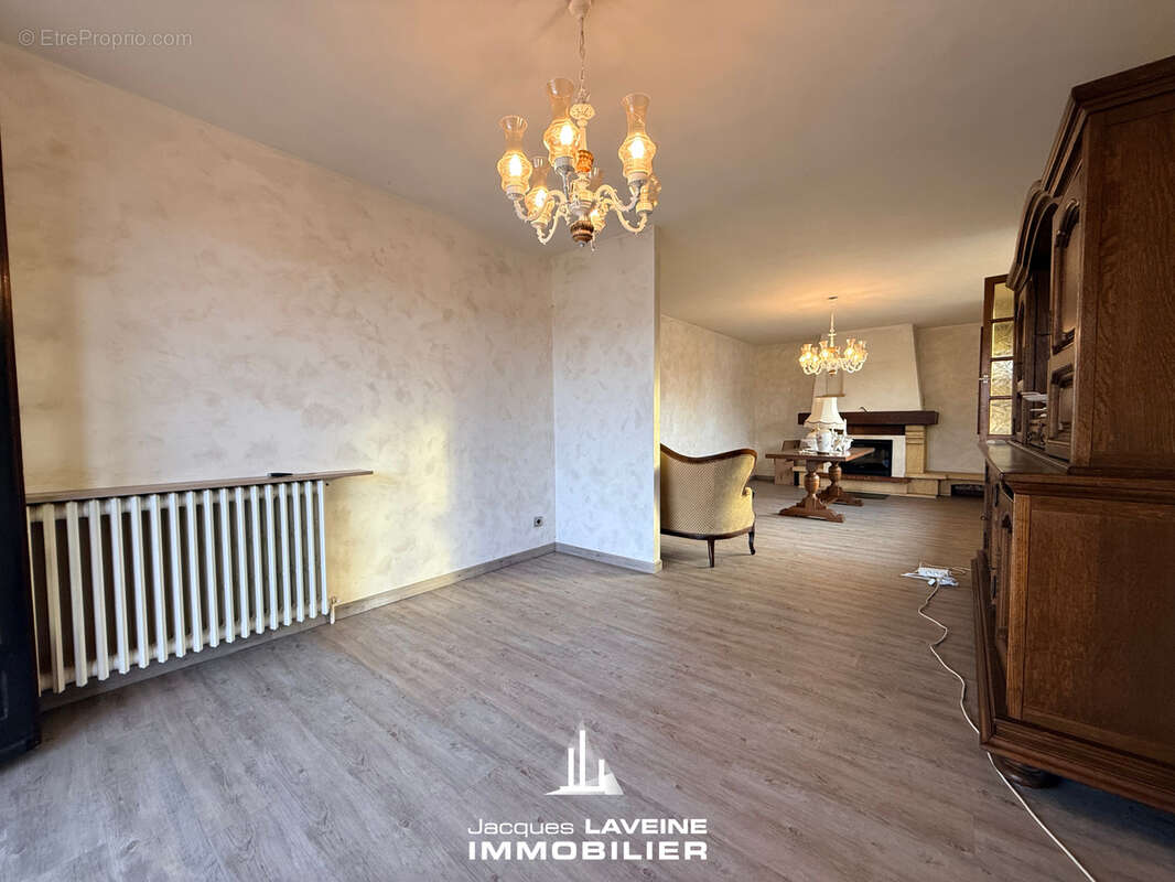 Maison à MAIZIERES-LES-METZ