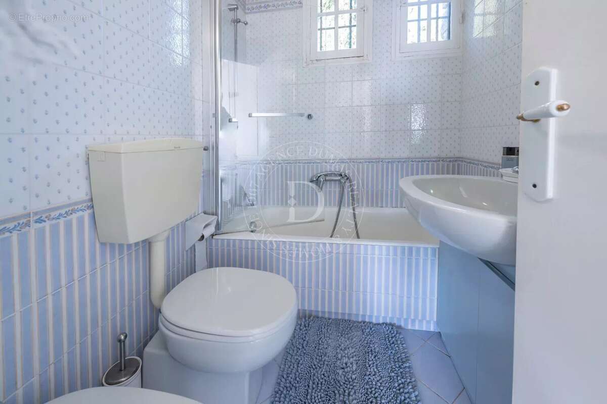 Appartement à VILLEFRANCHE-SUR-MER