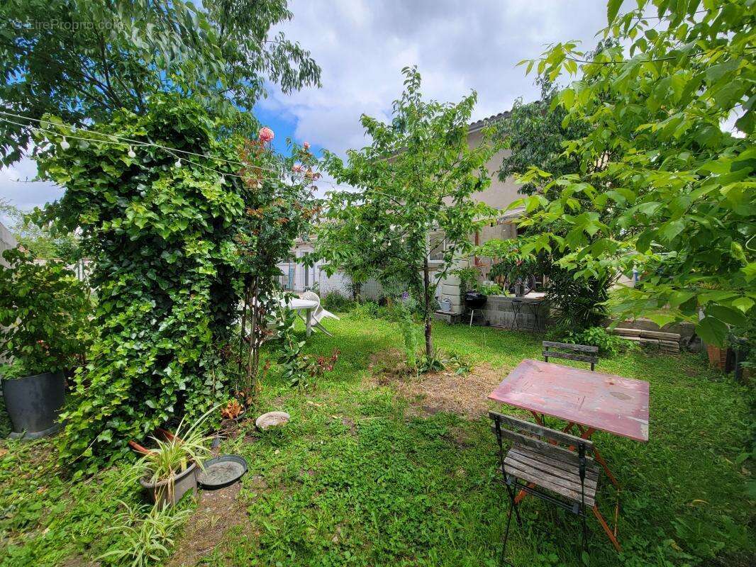 Maison individuelle 4 chambres + 1 bureau et jardin - photo 12