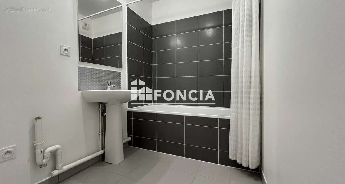 Appartement à MARSEILLE-12E