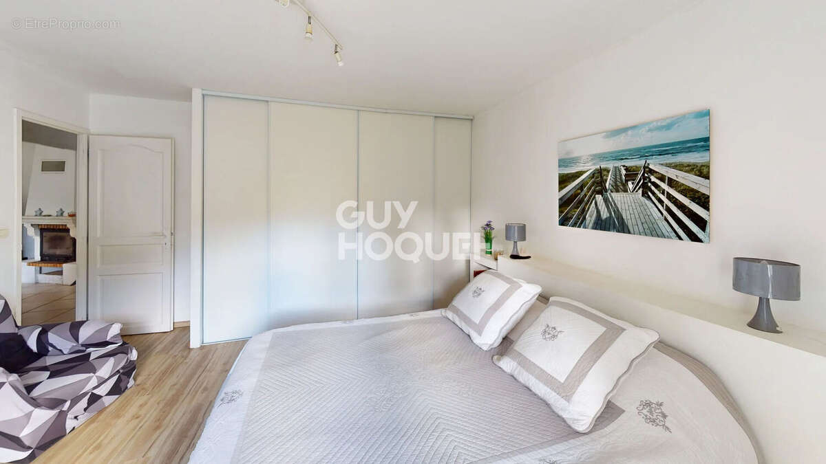 Maison à ONESSE-ET-LAHARIE