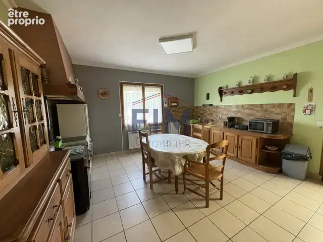 Gamaches, maison avec sous -sol et 2 dependances - photo 4